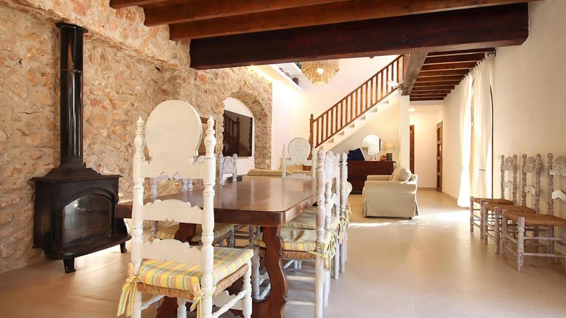 Finca Bennassar Pollenca Villa