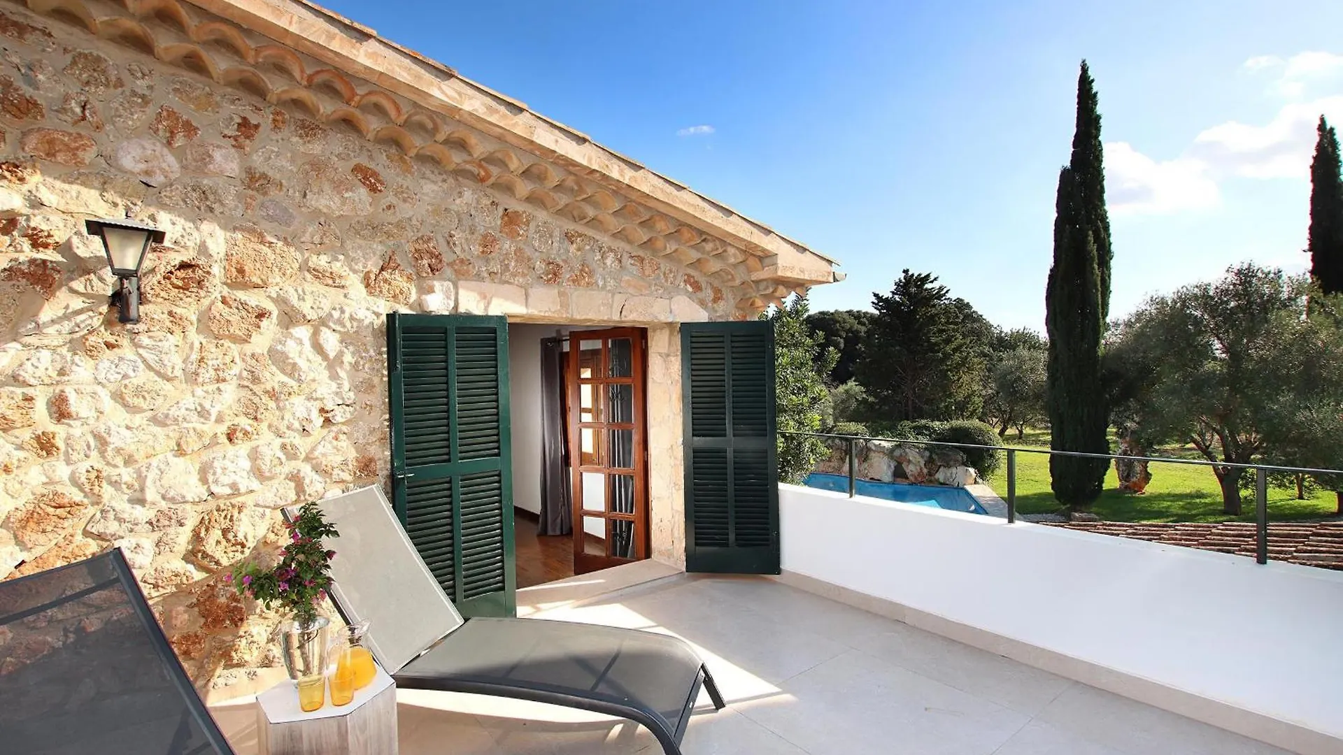 Finca Bennassar Pollenca Villa