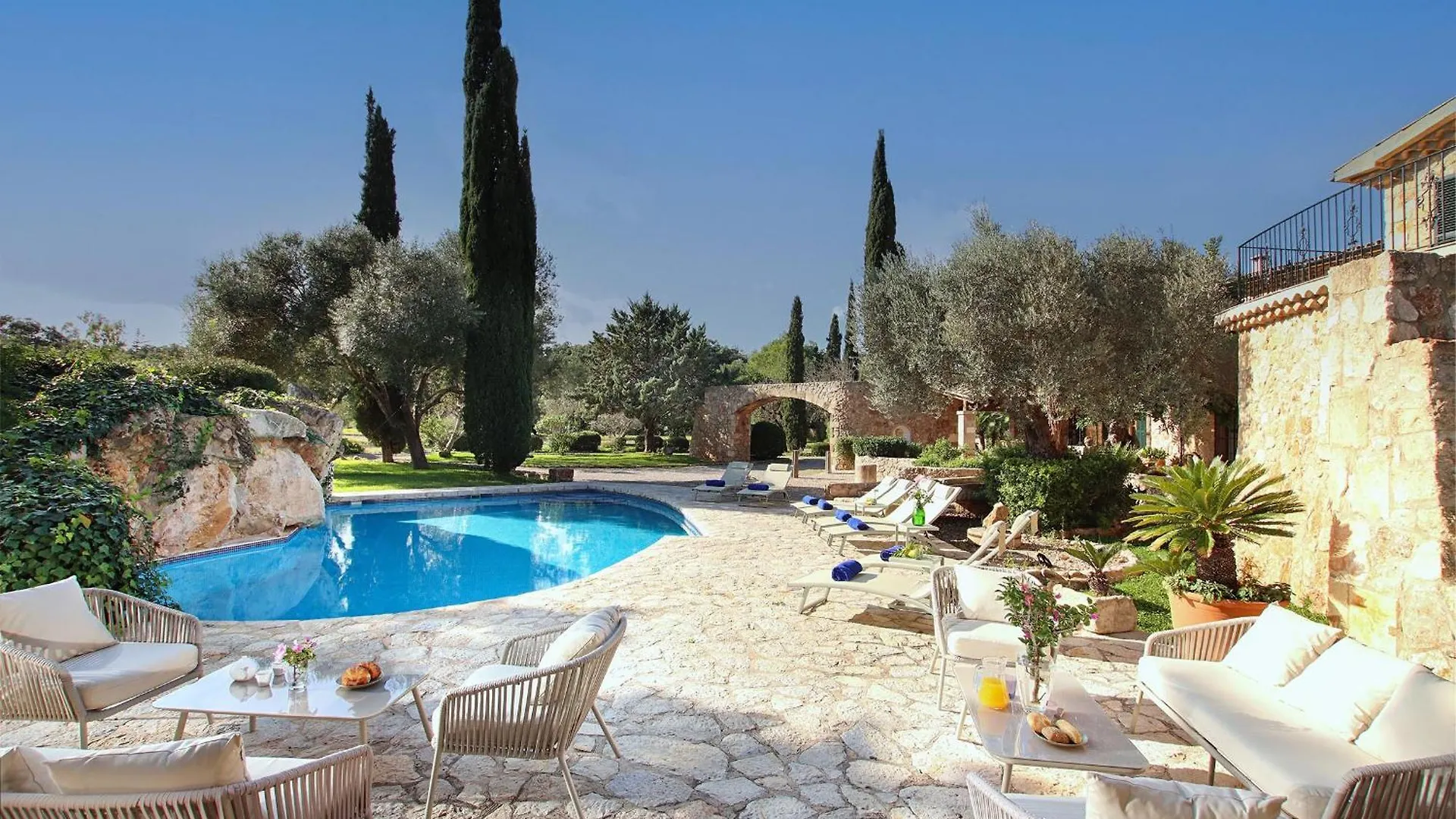 Villa Finca Bennassar Pollenca Spain