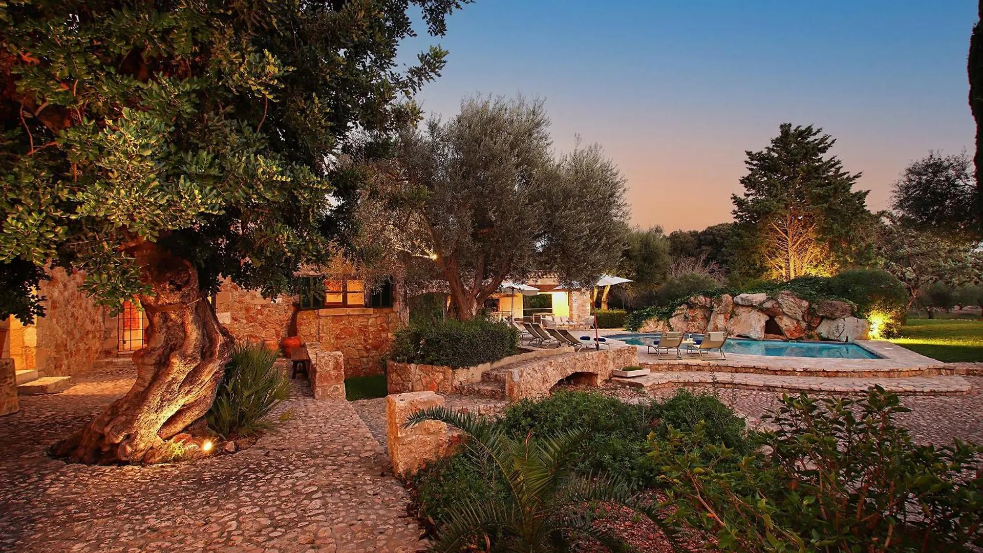 Finca Bennassar Pollenca Villa