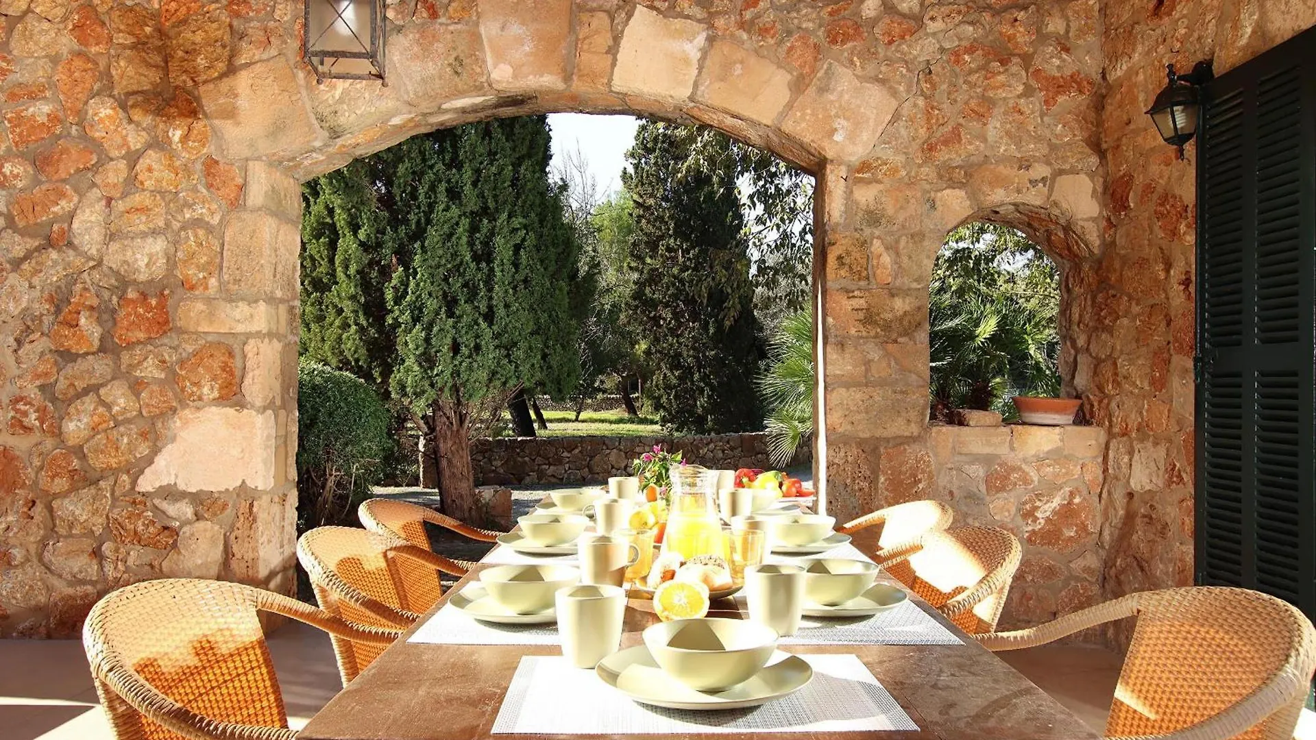 Finca Bennassar Pollenca Villa